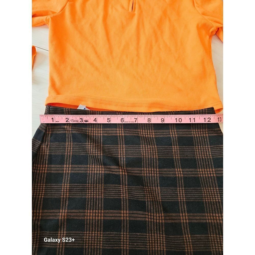 NWT Skirt Set - Picture 3 of 8